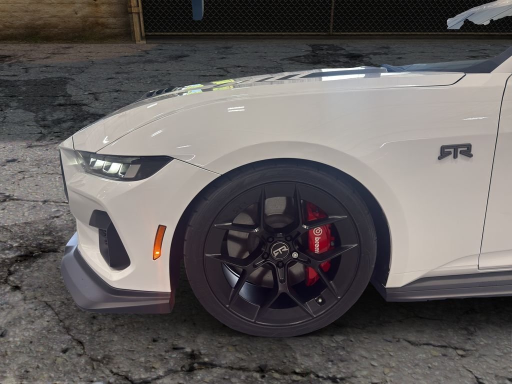 2025 Ford Mustang GT Premium - Photo 15