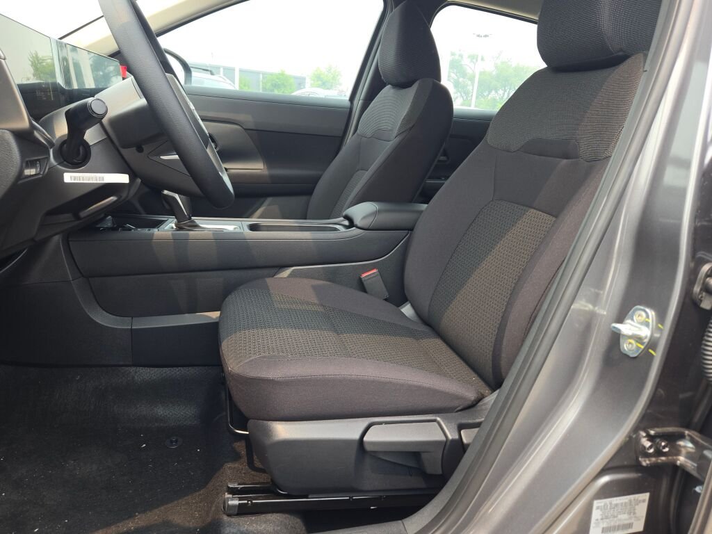 New 2026 Gray Nissan S image 20