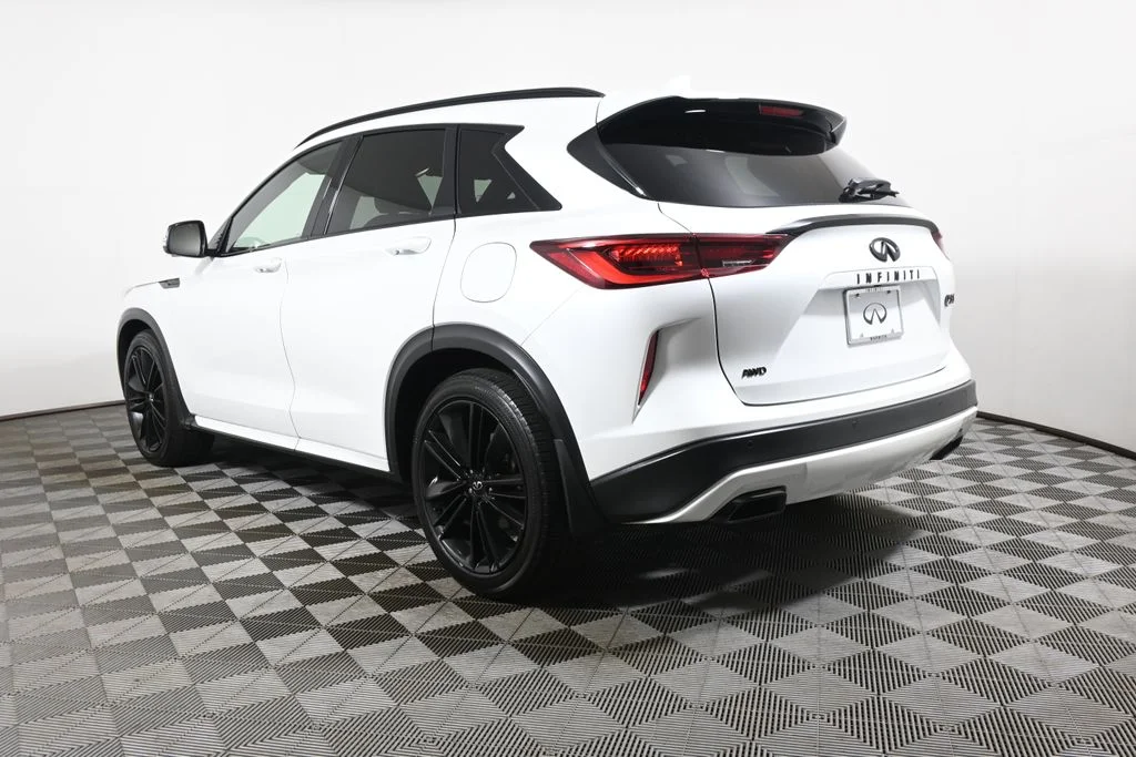 Certified Used 2023 White INFINITI SPORT image 5
