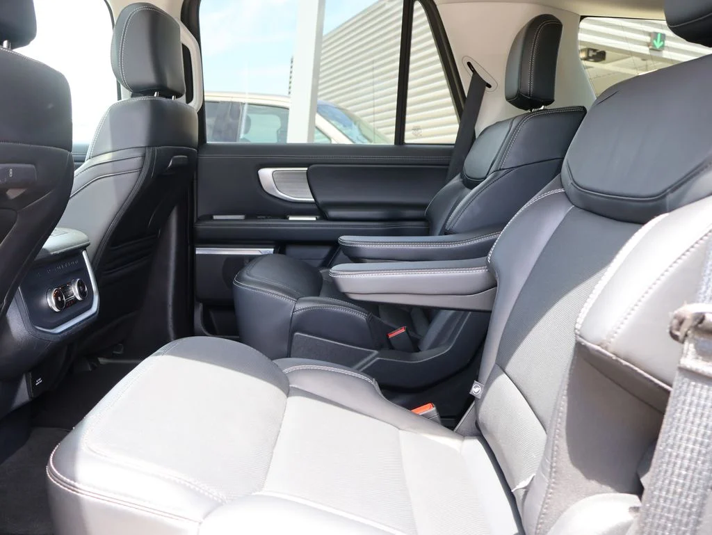 Certified Used 2025 Black Metallic Ford Platinum image 20