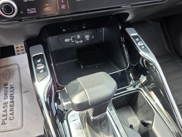 Used 2025 Gray Kia X-Pro SX Prestige image 23