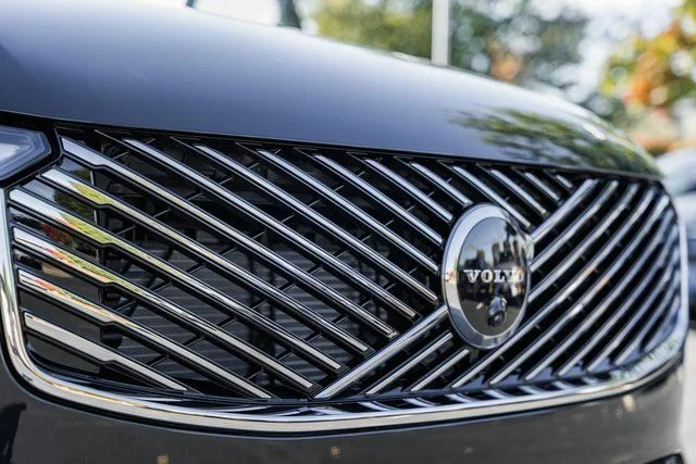 2026 Volvo XC90 Plus - Photo 11