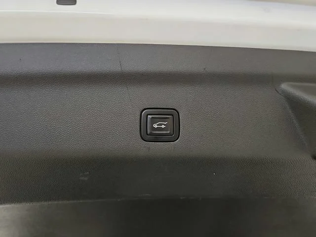 2022 Chevrolet Tahoe Z71 - Photo 38