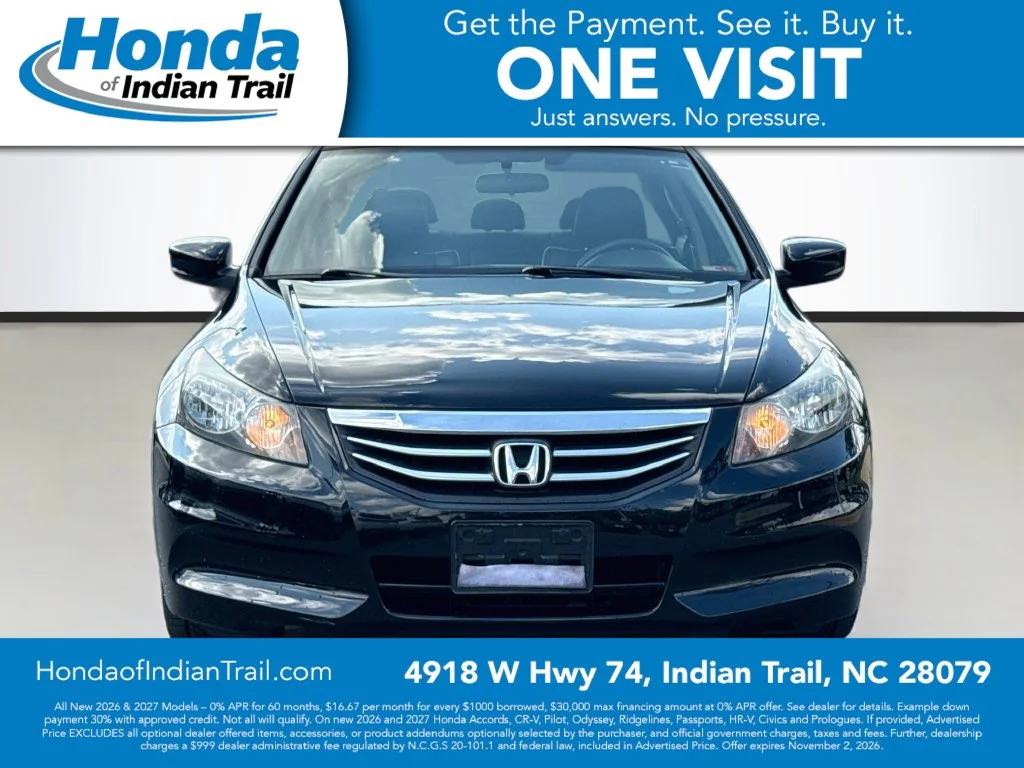 Used 2011 Crystal Black Pearl Honda SE image 2
