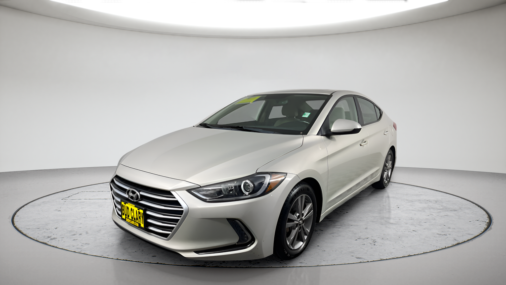Used 2017 Mineral Beige Hyundai Value Edition image 12