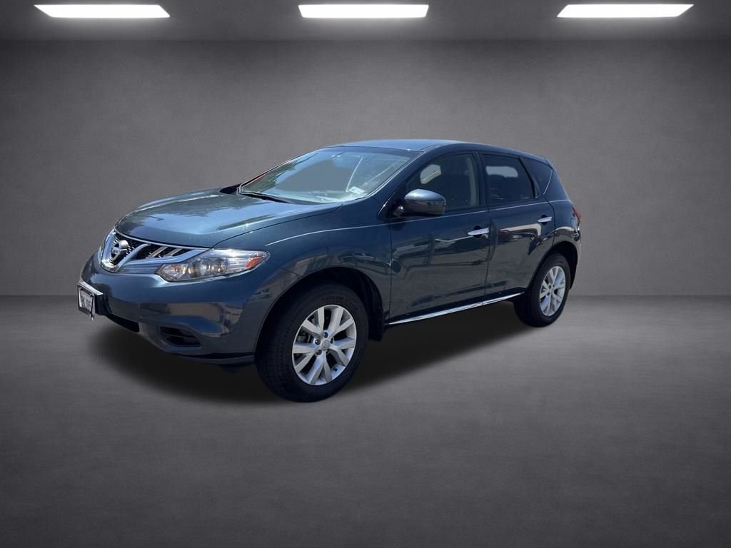 Used 2013 Blue Nissan S image 1