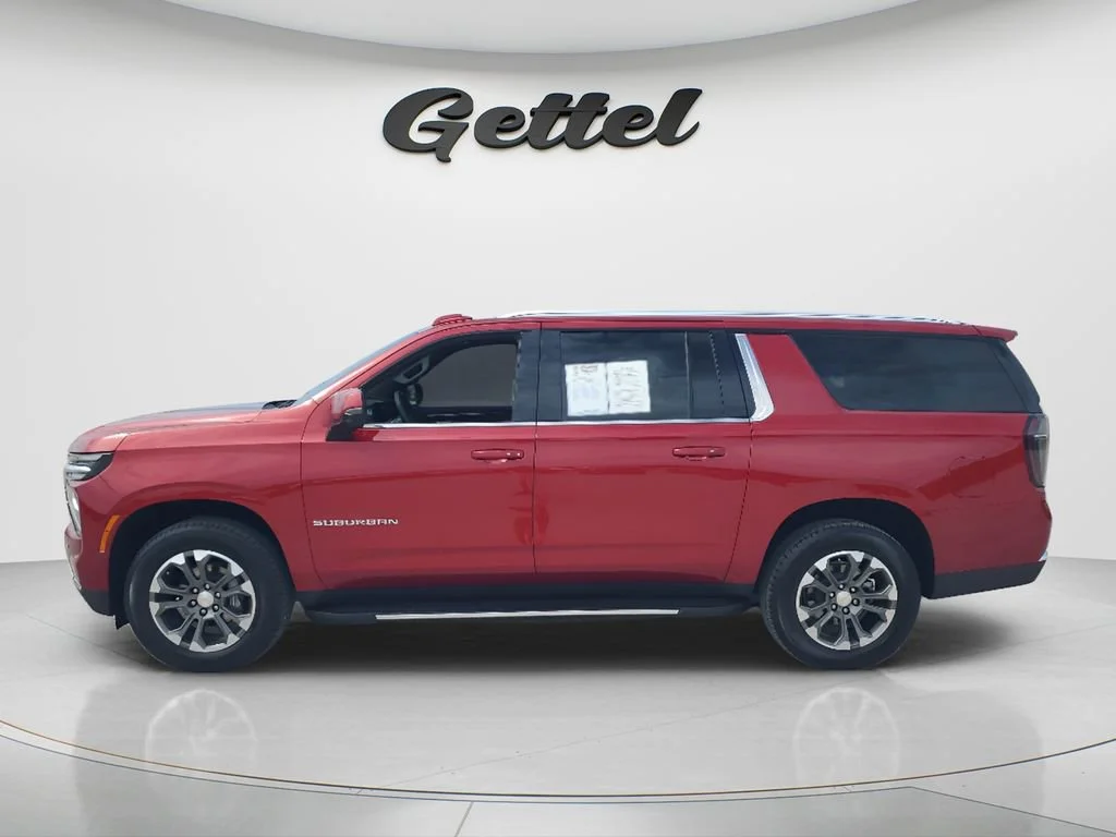 Used 2025 Radiant Red Tintcoat Chevrolet LT image 8