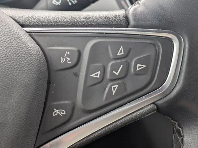 Used 2024 Sterling Gray Metallic Chevrolet LT image 29