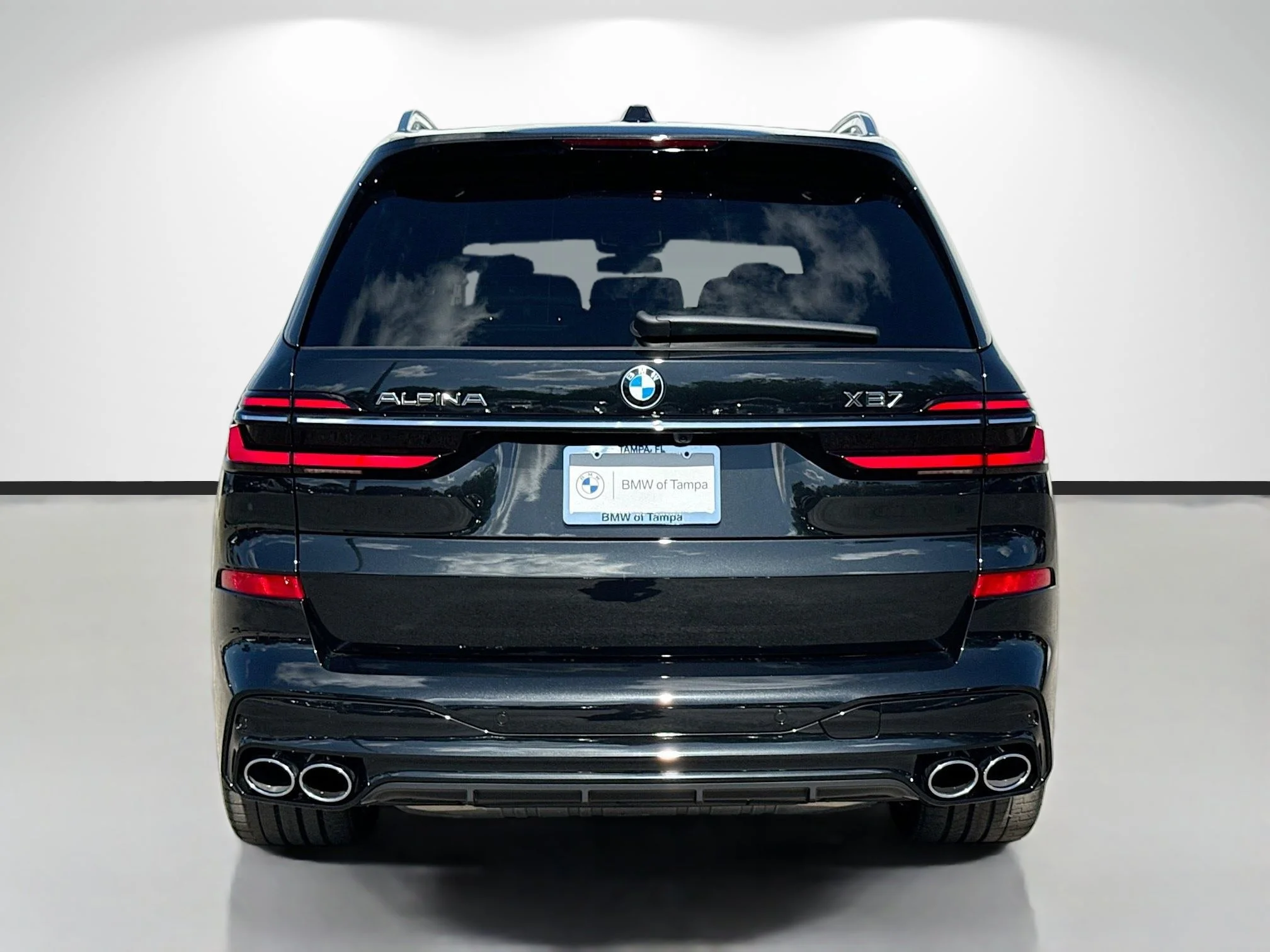 New 2026 Black Sapphire Metallic BMW ALPINA XB7 image 4