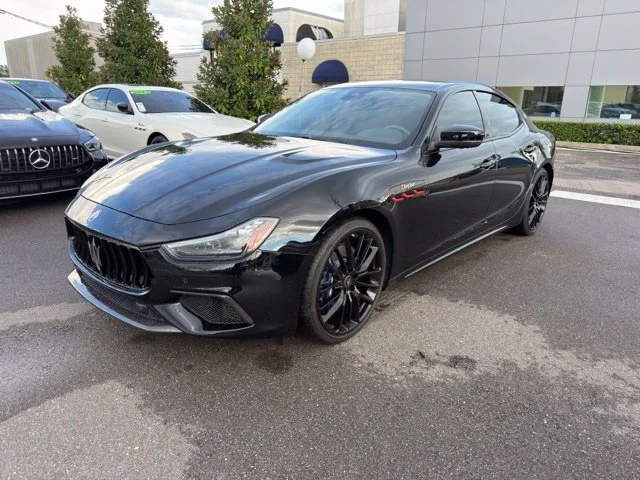Used 2021 Nero Ribelle Metallic Maserati Trofeo image 2