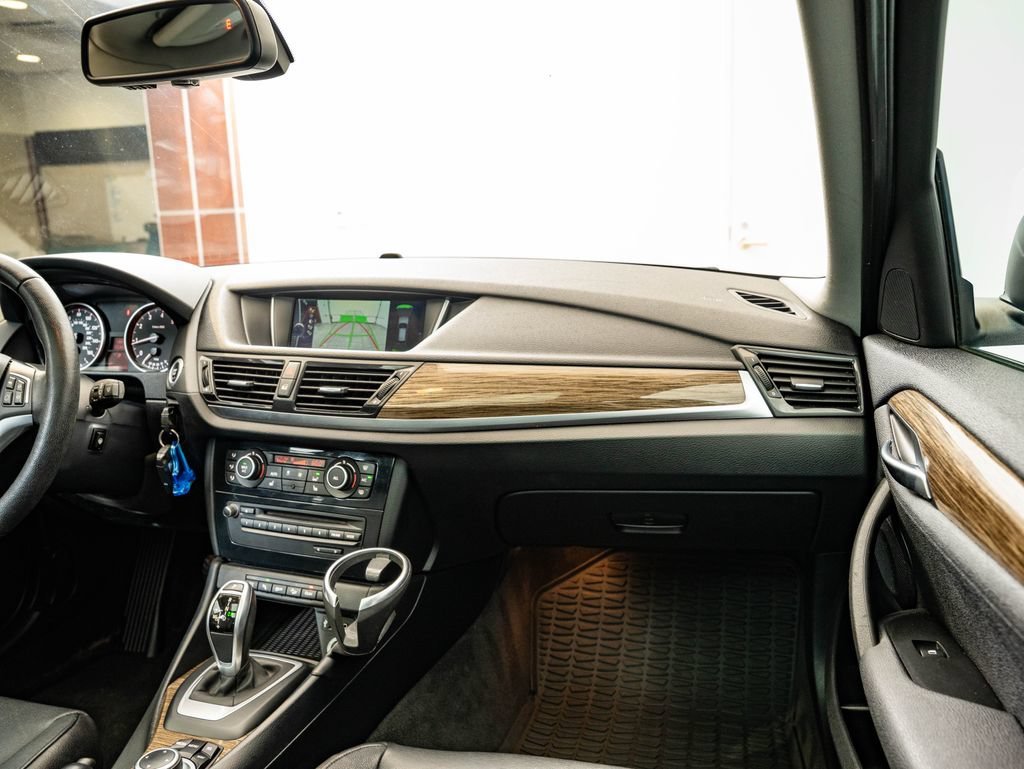 Used 2015 Glacier Silver Metallic BMW xDrive28i image 46