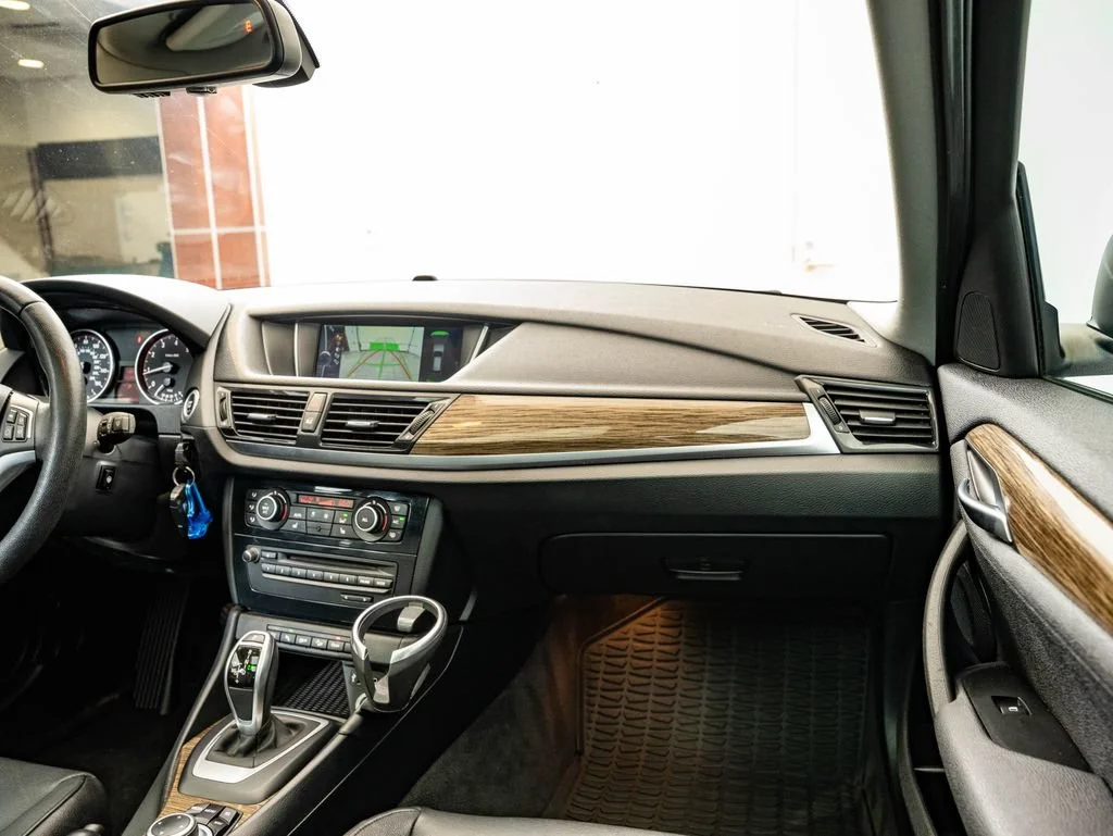 Used 2015 Glacier Silver Metallic BMW xDrive28i image 46