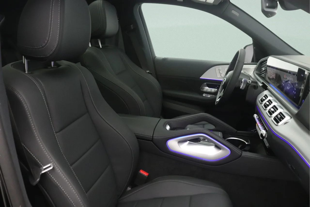 New 2026 Black Mercedes-Benz 450 4MATIC® image 7