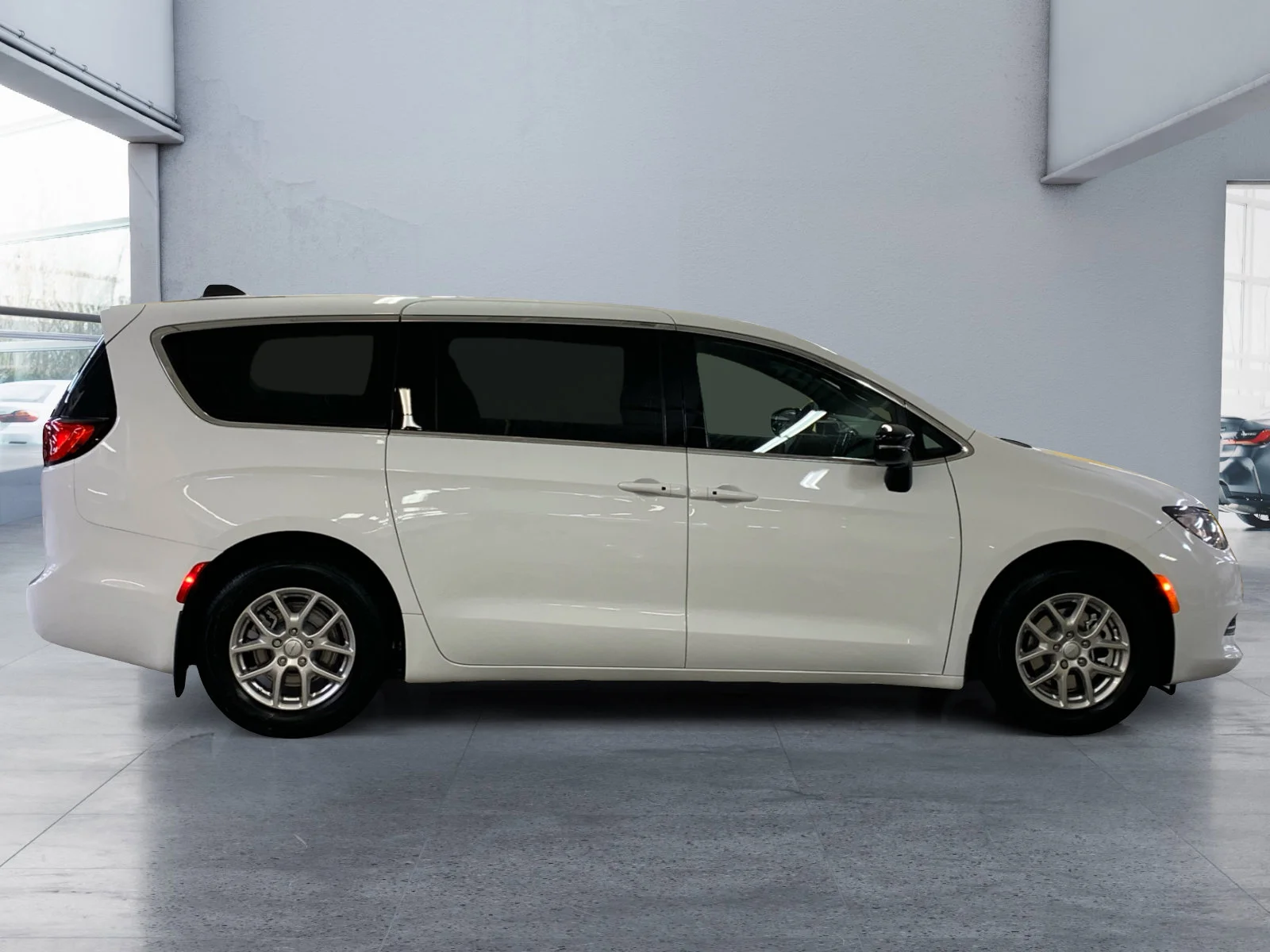 New 2027 Bright White Chrysler SXT image 6