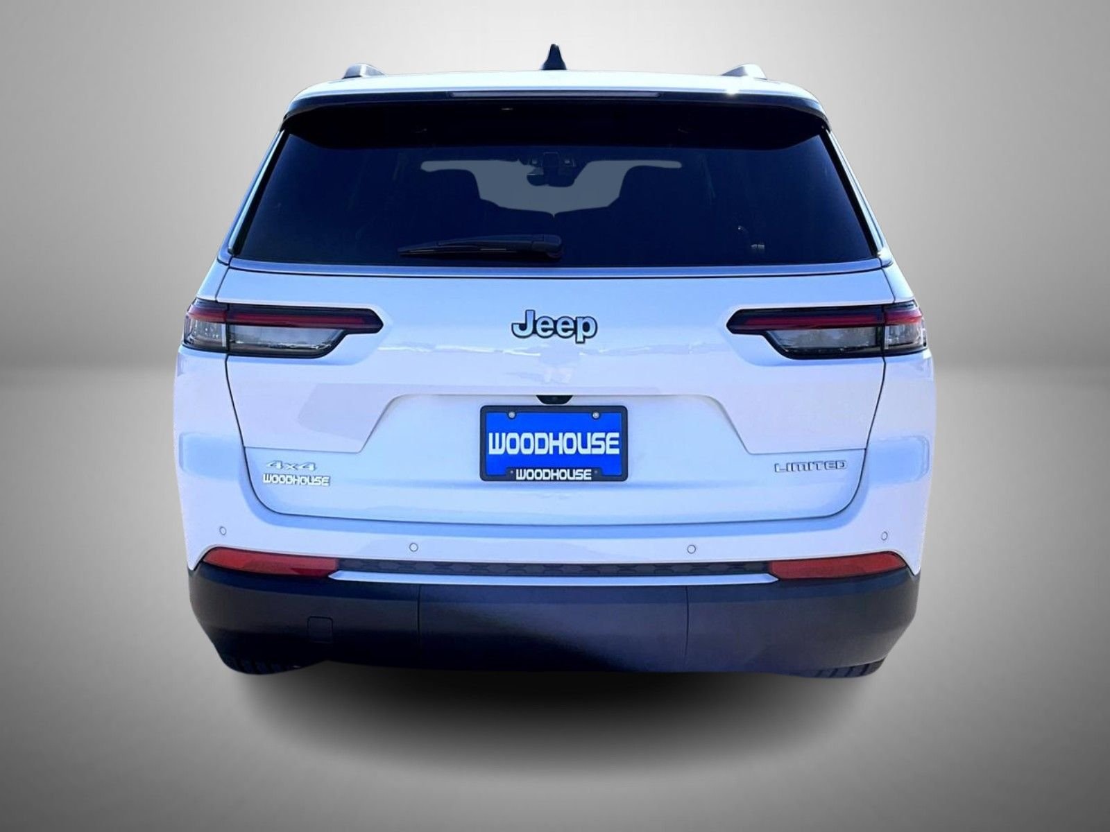 New 2026 Bright White Clear-Coat Exterior Paint Jeep Limited image 6