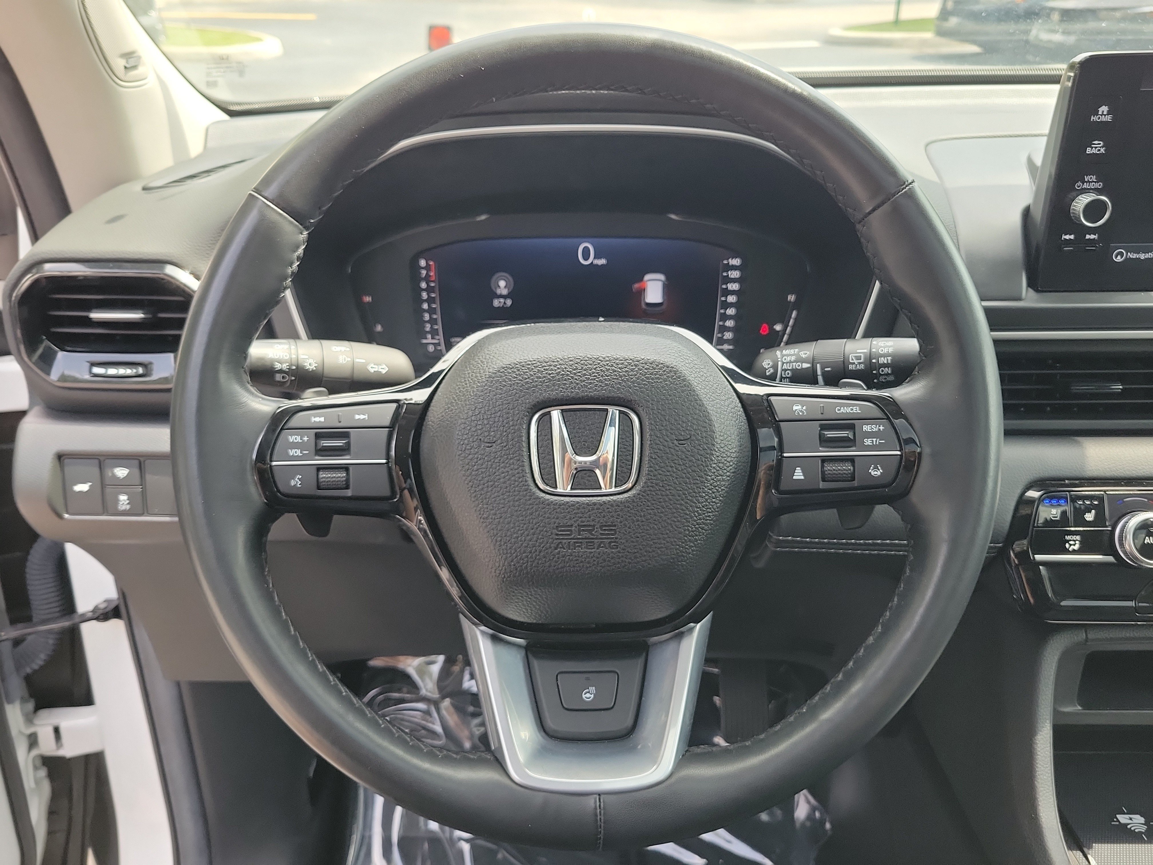 Certified Used 2025 Platinum White Pearl Honda AWD Elite image 59