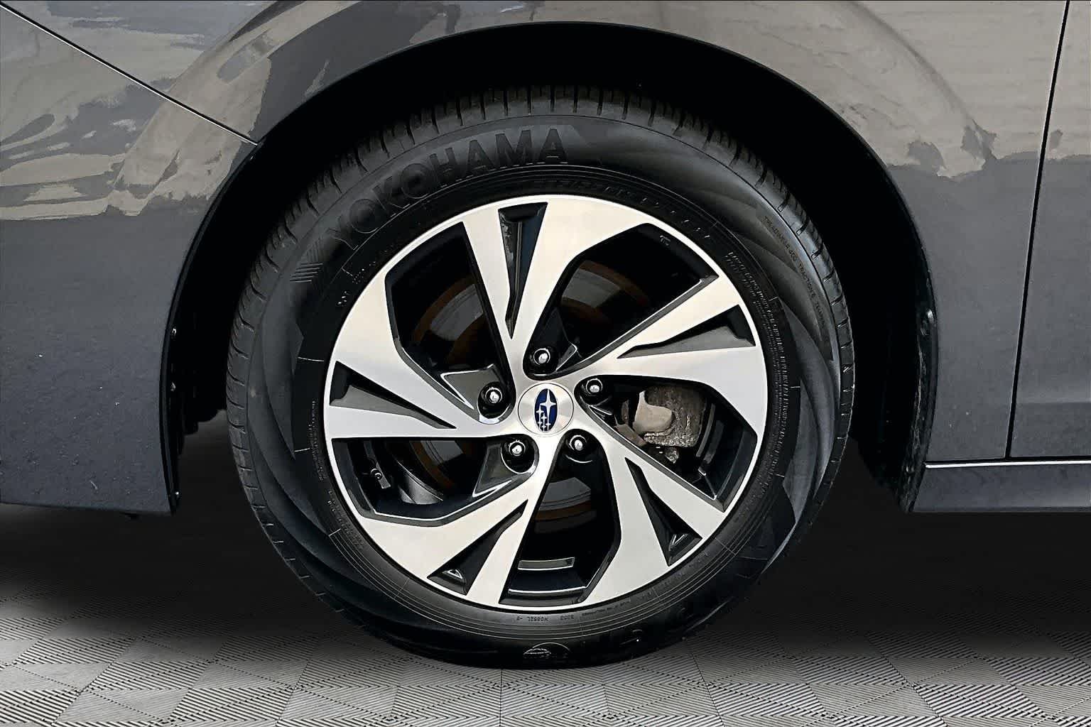 Used 2025 Magnetite Gray Metallic Subaru Premium image 11