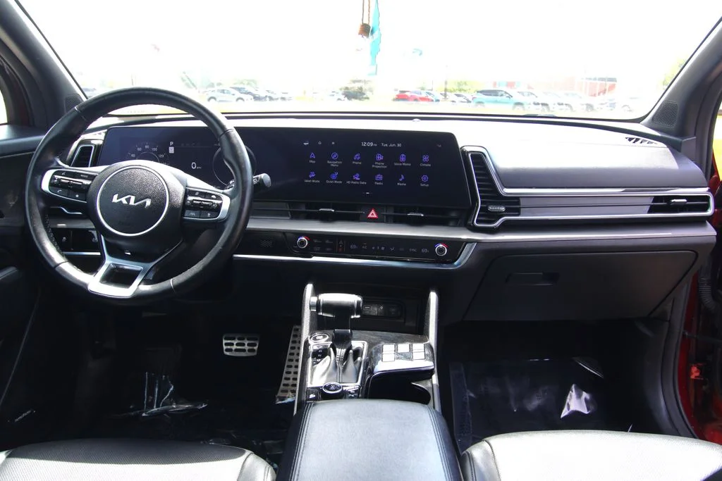 Used 2023 Red Kia X-Pro Prestige image 44