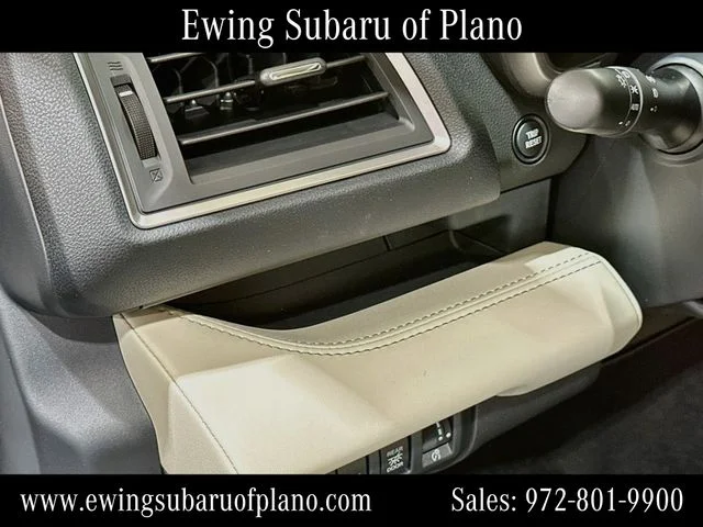 Used 2027 White Subaru Limited image 10