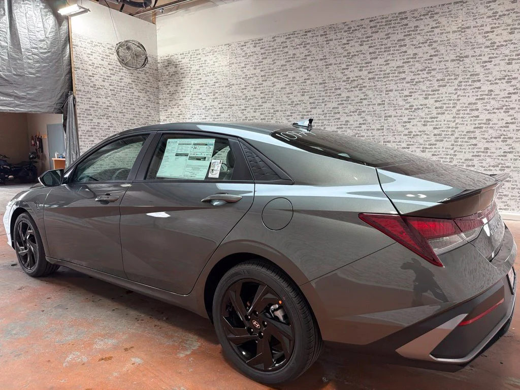 New 2026 Amazon Gray Hyundai SEL Sport Plus image 5