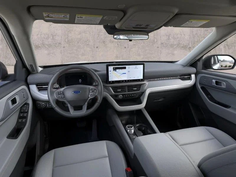 New 2026 Star White Metallic Tri-Coat Ford Active image 24
