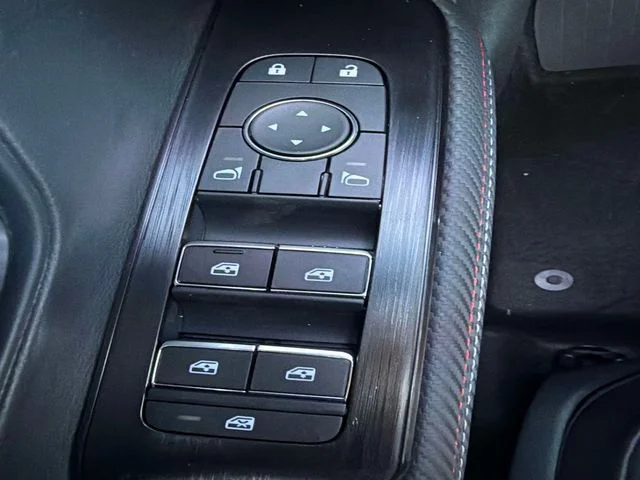 New 2026 Gray Nissan SR image 20