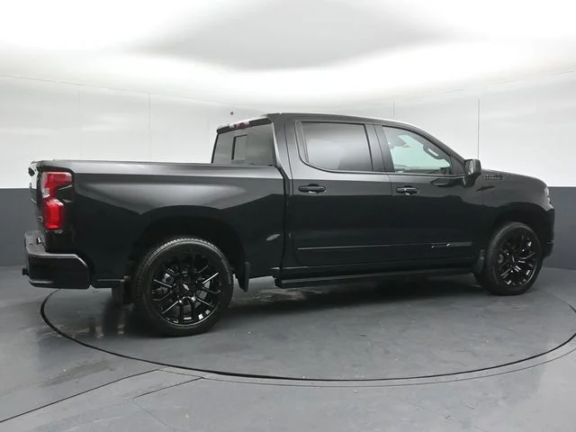 Certified Used 2026 Black Chevrolet High Country image 7