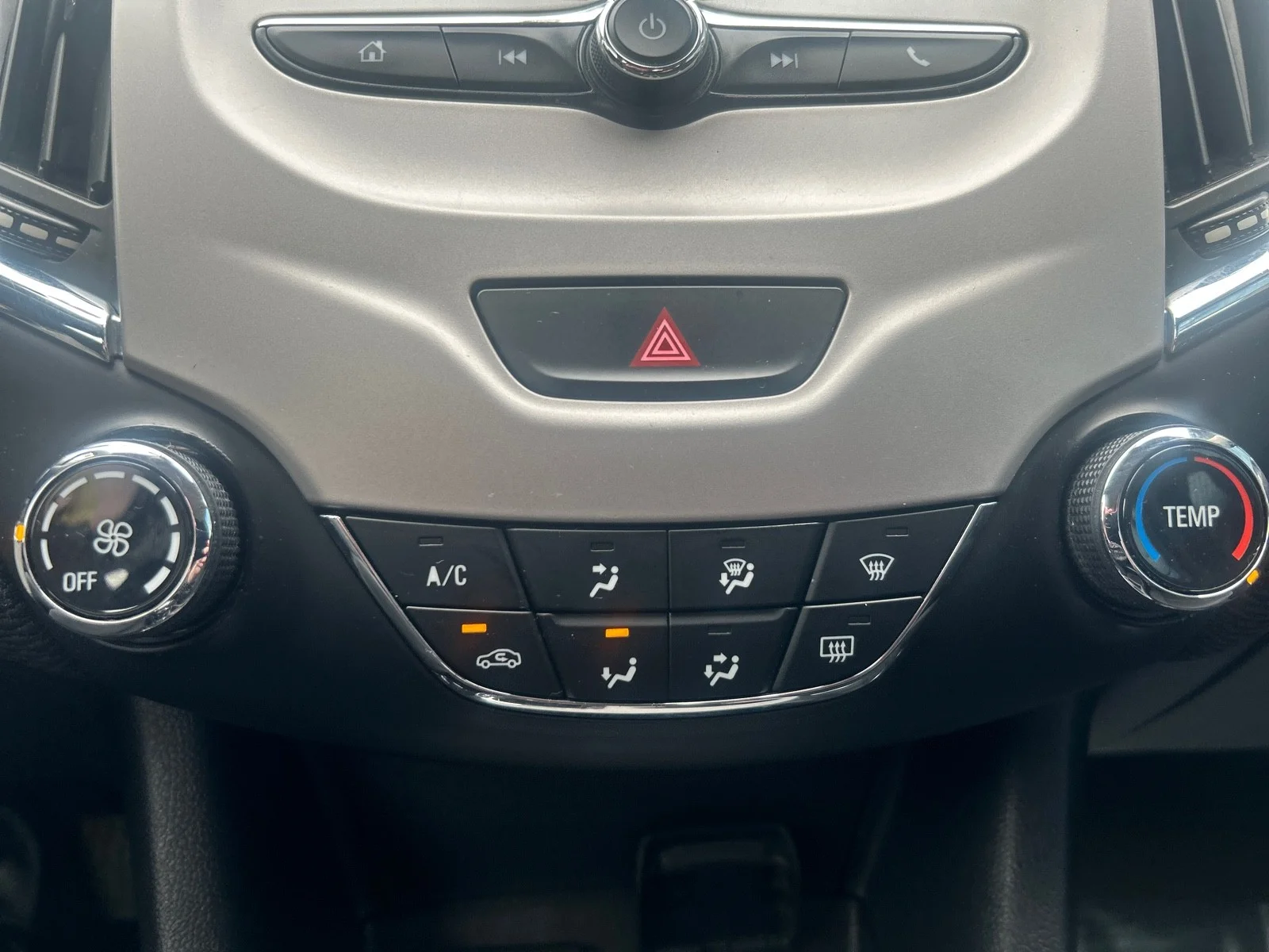 Used 2017 Silver Chevrolet LS image 17