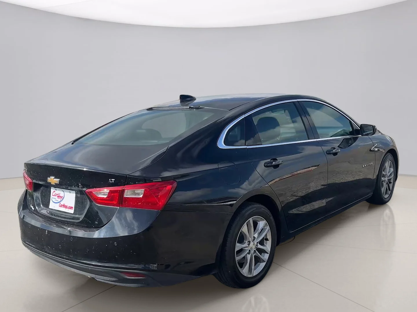 Used 2018 Black Chevrolet LT image 6