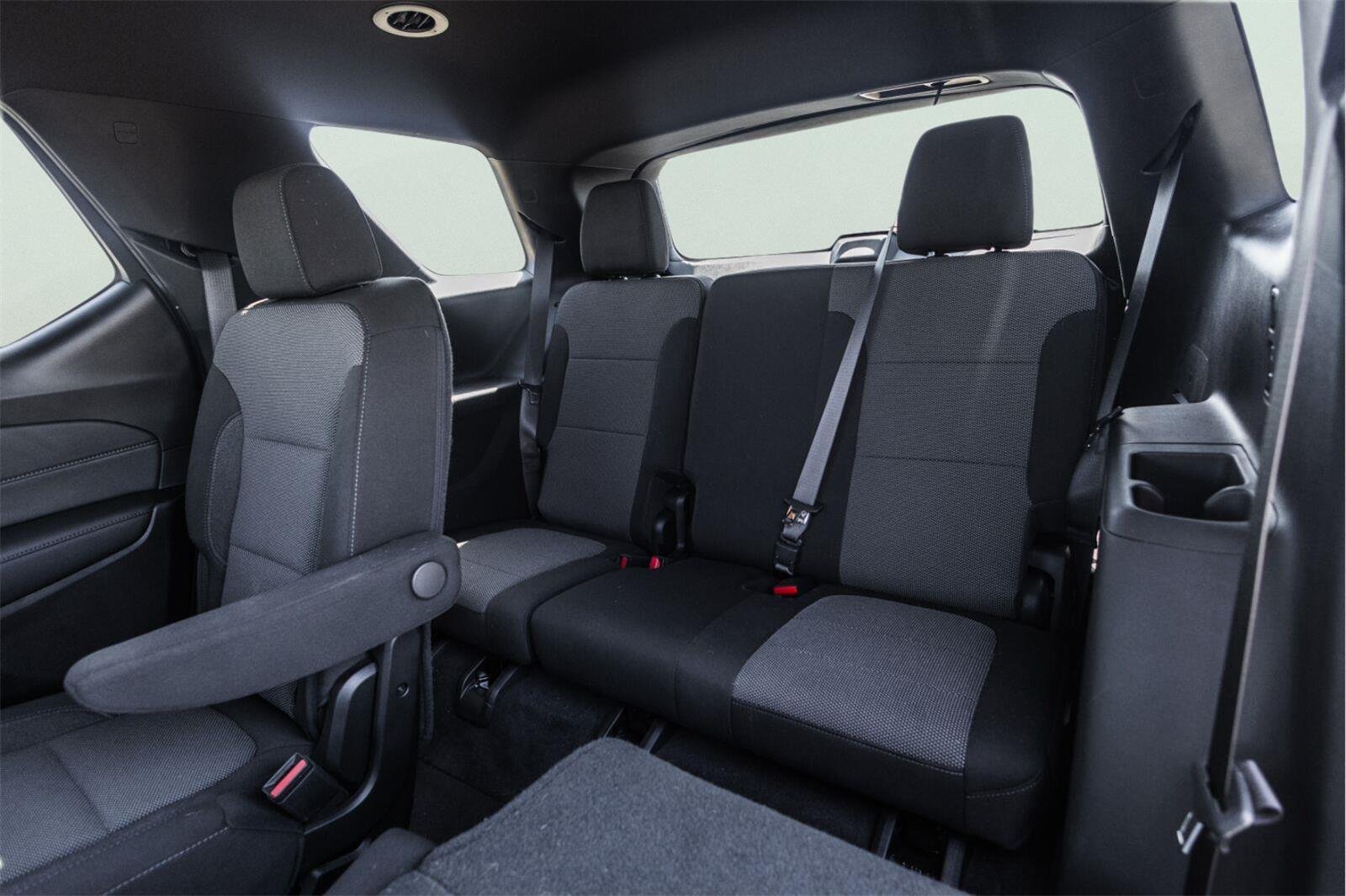 Used 2023 SUMMIT WHITE Chevrolet LT Cloth image 23