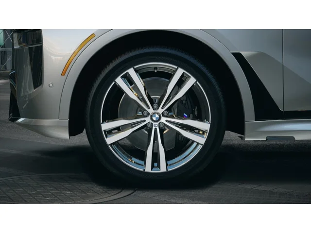 New 2027 Skyscraper Grey Metallic BMW xDrive40i image 7