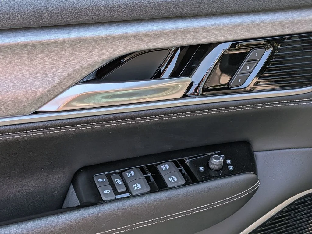 New 2026 Steel Blue Jeep Limited Reserve image 14
