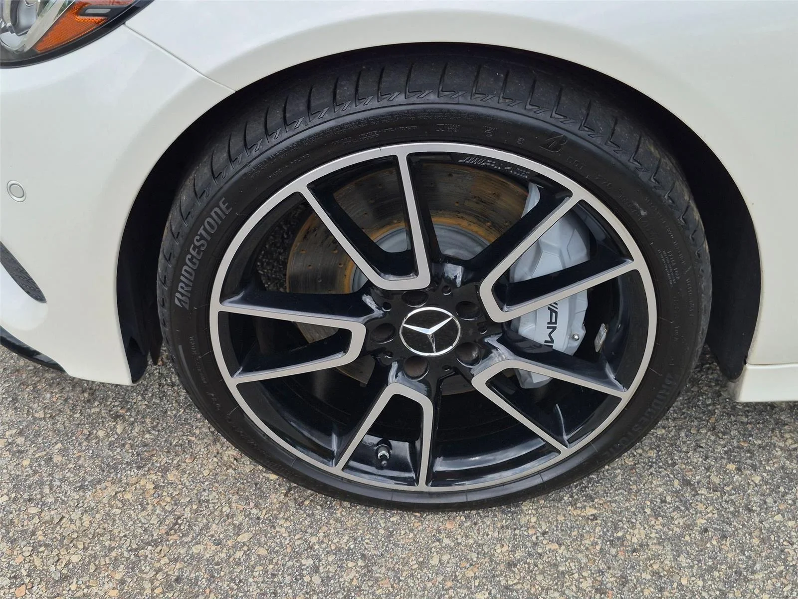 Used 2018 designo Diamond White Metallic Mercedes-Benz AMG® C 43 image 10