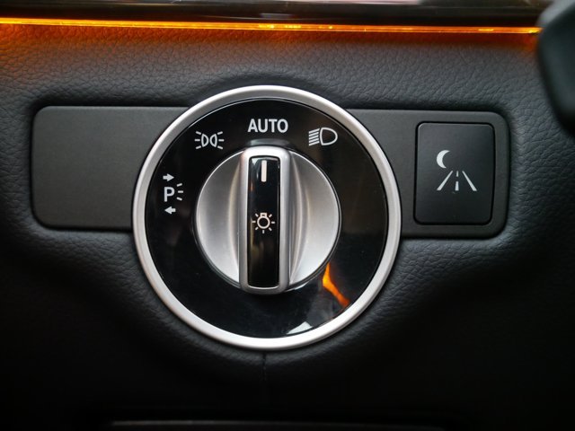 Used 2012 Black Mercedes-Benz 63 AMG® 5.5L Twin Turbo V8 w/ Premium Pkg image 32