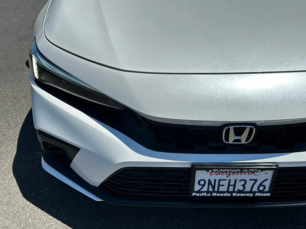 Used 2024  Honda Sport image 4