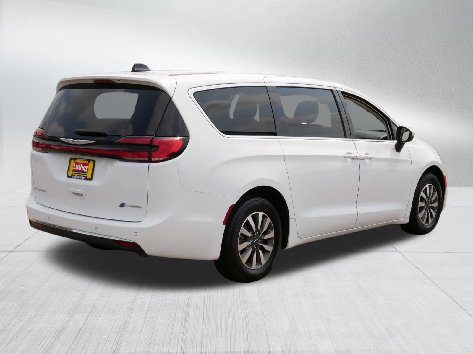 Used 2023 Bright White Clearcoat Chrysler Hybrid Touring L image 7