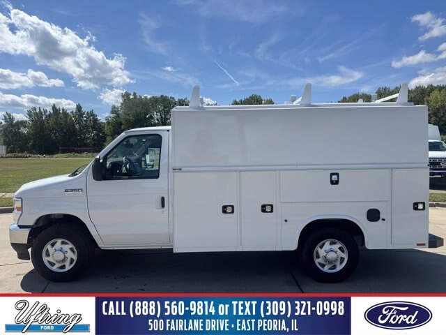 2026 Ford E-Series SRW E-350 Super Duty 138 in WB's photo