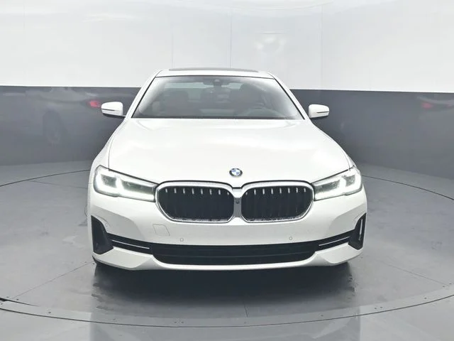 Used 2021 White BMW 540i image 40