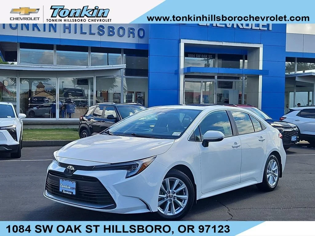 2026 Toyota Corolla XLE Hybrid CVT's photo