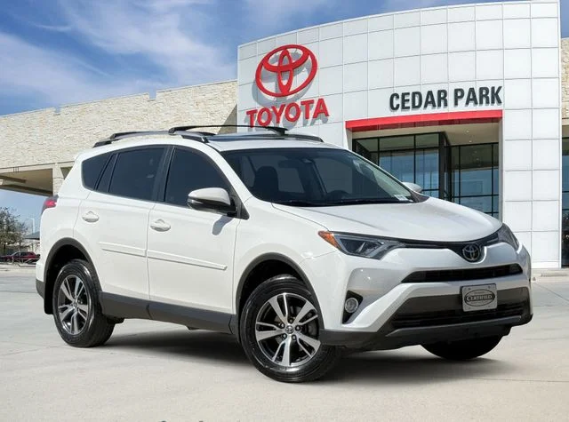 2018 Toyota RAV4 XLE's photo