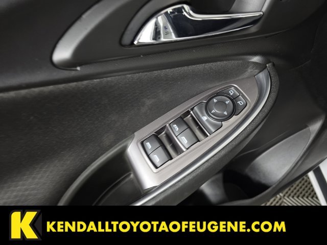 Used 2021 White Chevrolet LT image 22