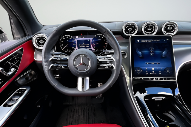 Used 2026  Mercedes-Benz GLC 300 Coupe image 8
