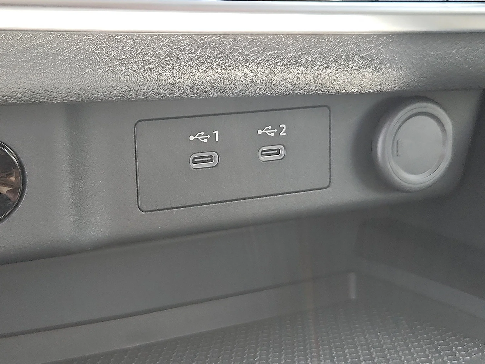 New 2026 Everest White Pearl TriCoat Nissan SV image 19