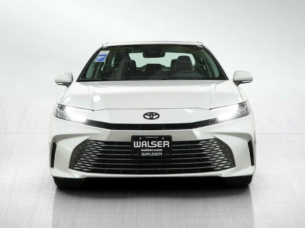 Used 2026  Toyota LE image 8