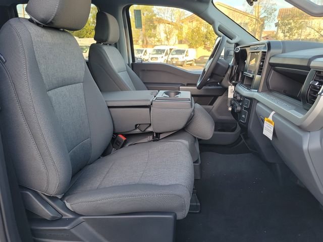 New 2026 Oxford White Ford F-250® XL image 15