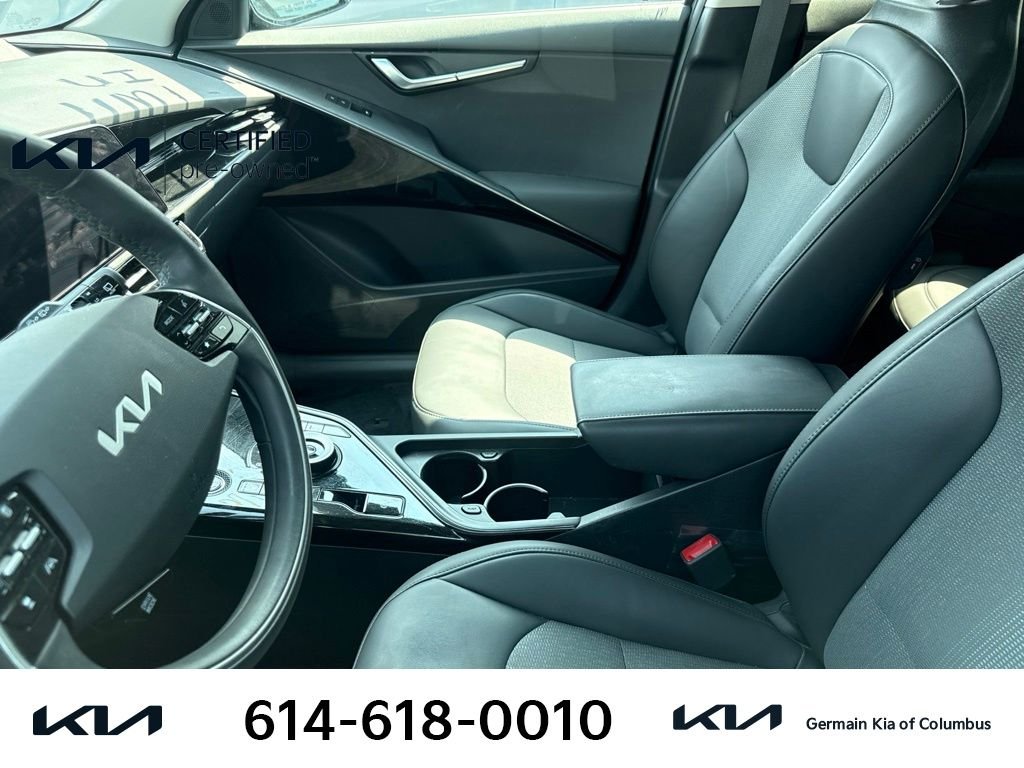 Used 2023 Green Kia Wind image 8