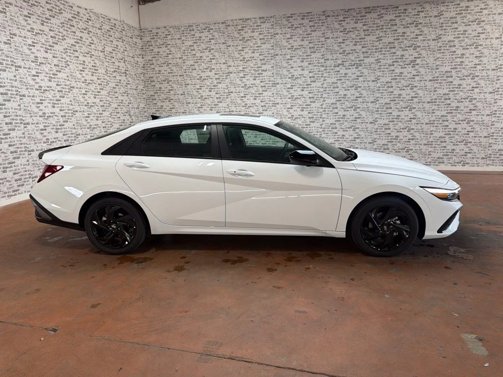 New 2026 Serenity White Hyundai SEL Sport image 8