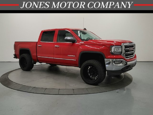 Used 2017 Red GMC SLT image 1