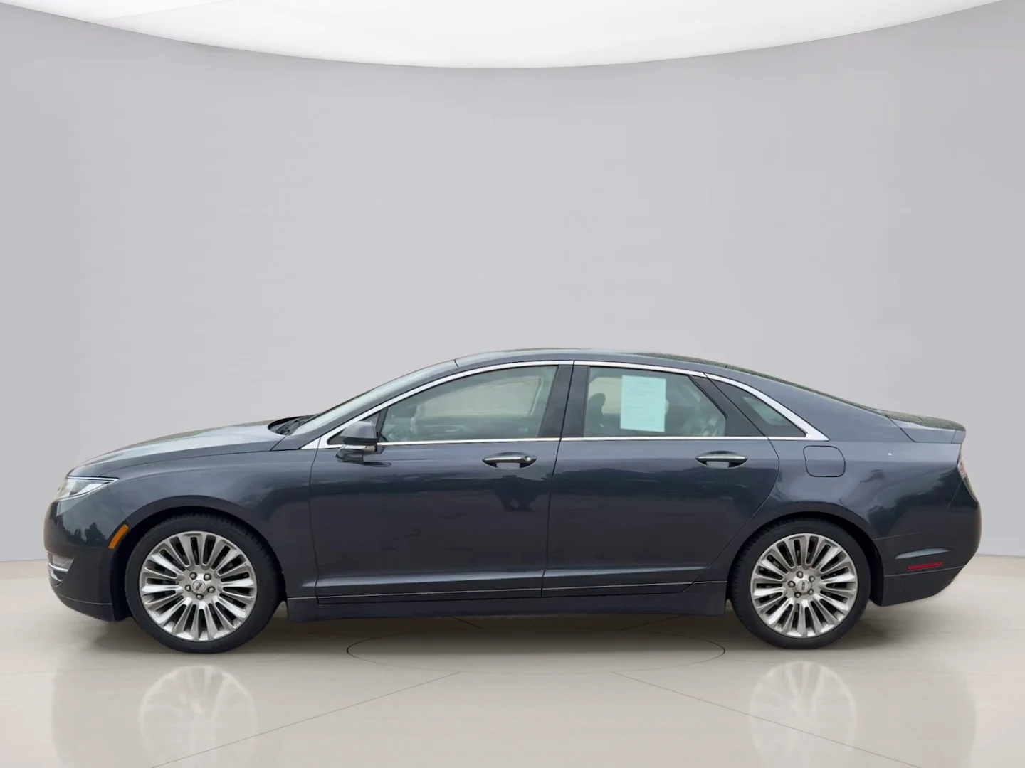 Used 2014 Gray Lincoln AWD image 2