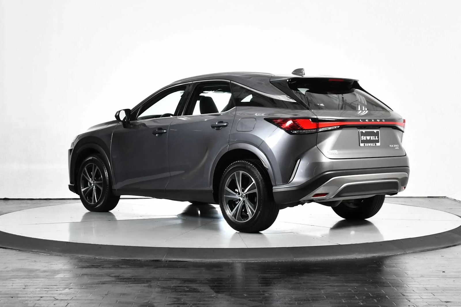 Certified Used 2023 NEBULA GRAY PEARL Lexus  image 4